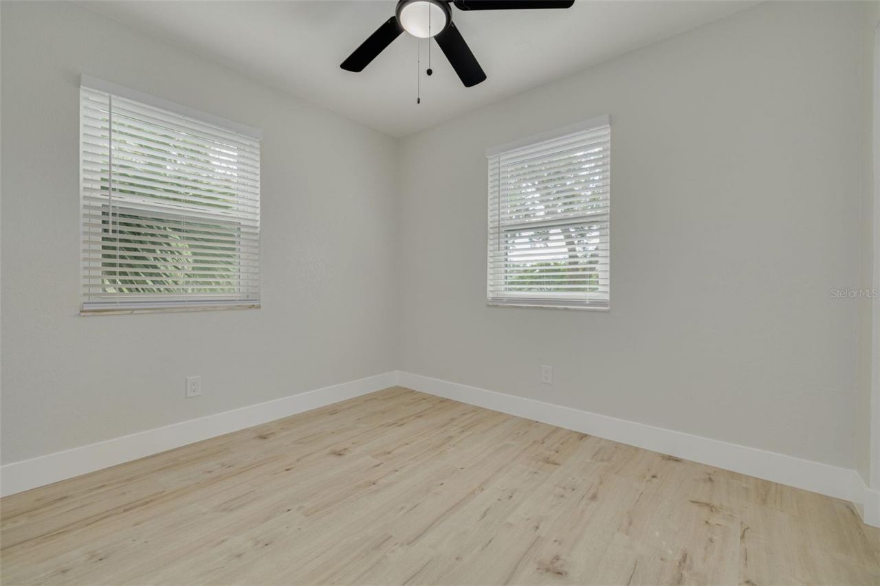 4954 2nd Avenue N, Saint Petersburg, FL 33710 Photo