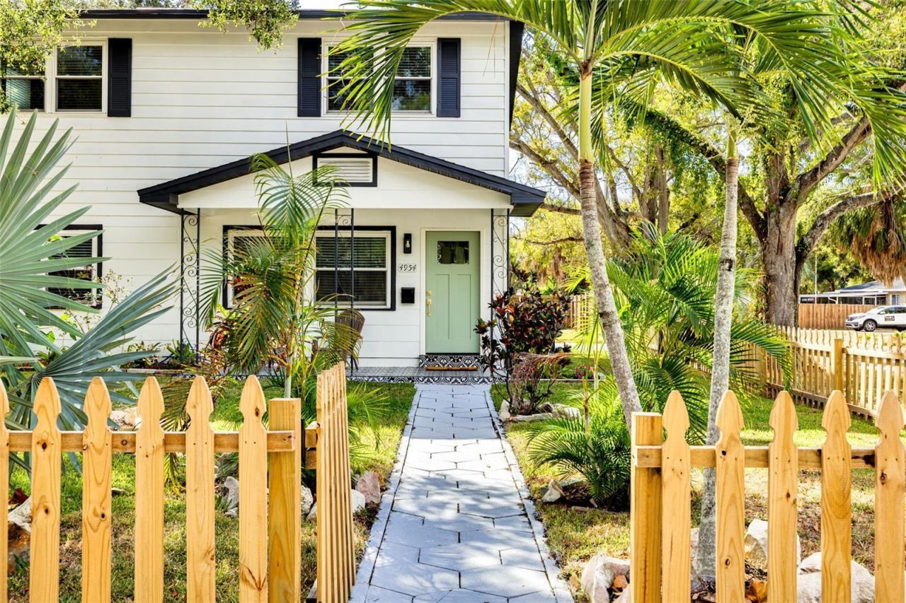 4954 2nd Avenue N, Saint Petersburg, FL 33710 Photo