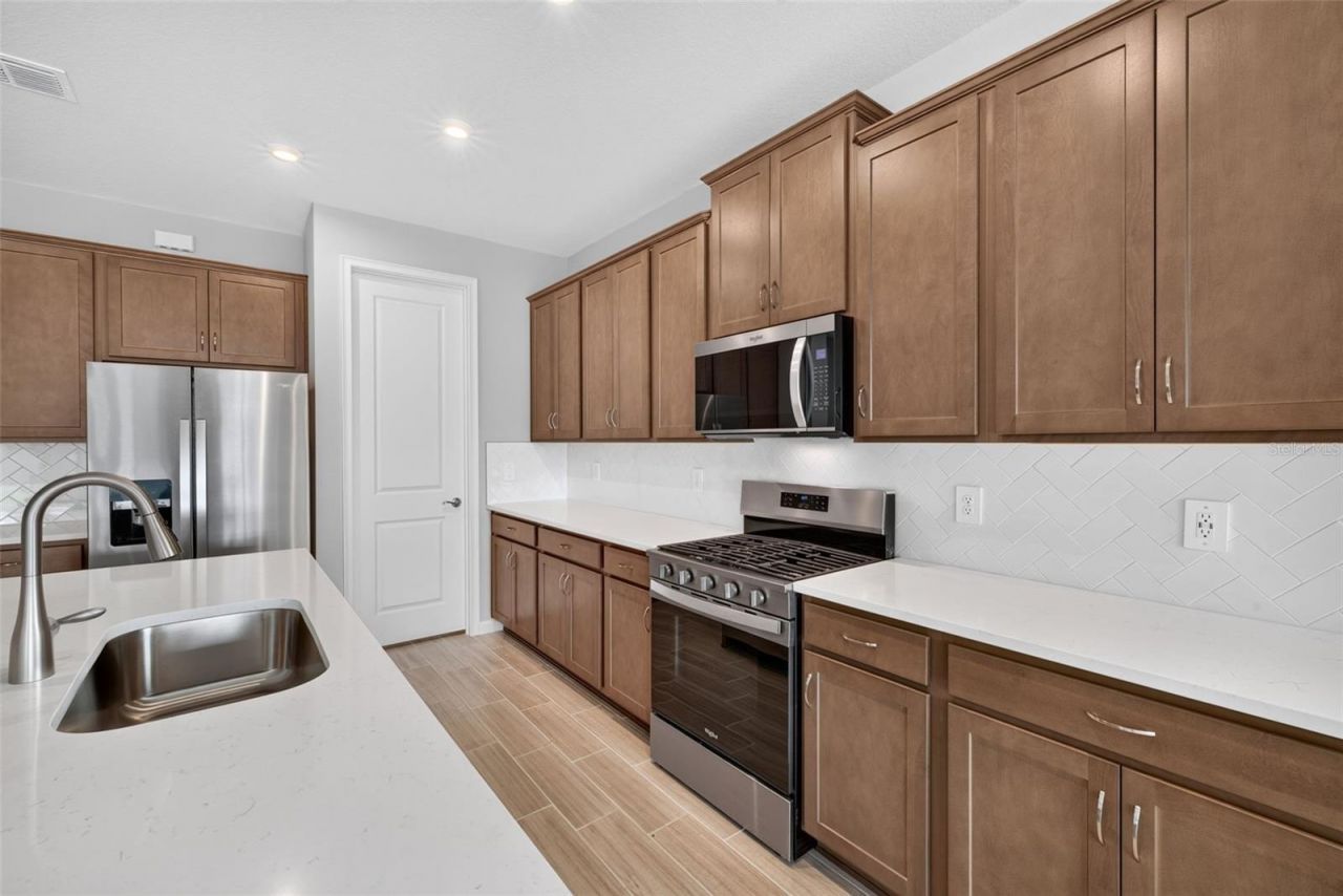 9240 Derbyshire Drive, Parrish, FL 34219 Photo