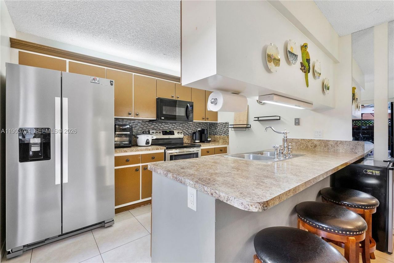 5924 NW 54th Ln, Tamarac, FL 33319 Photo