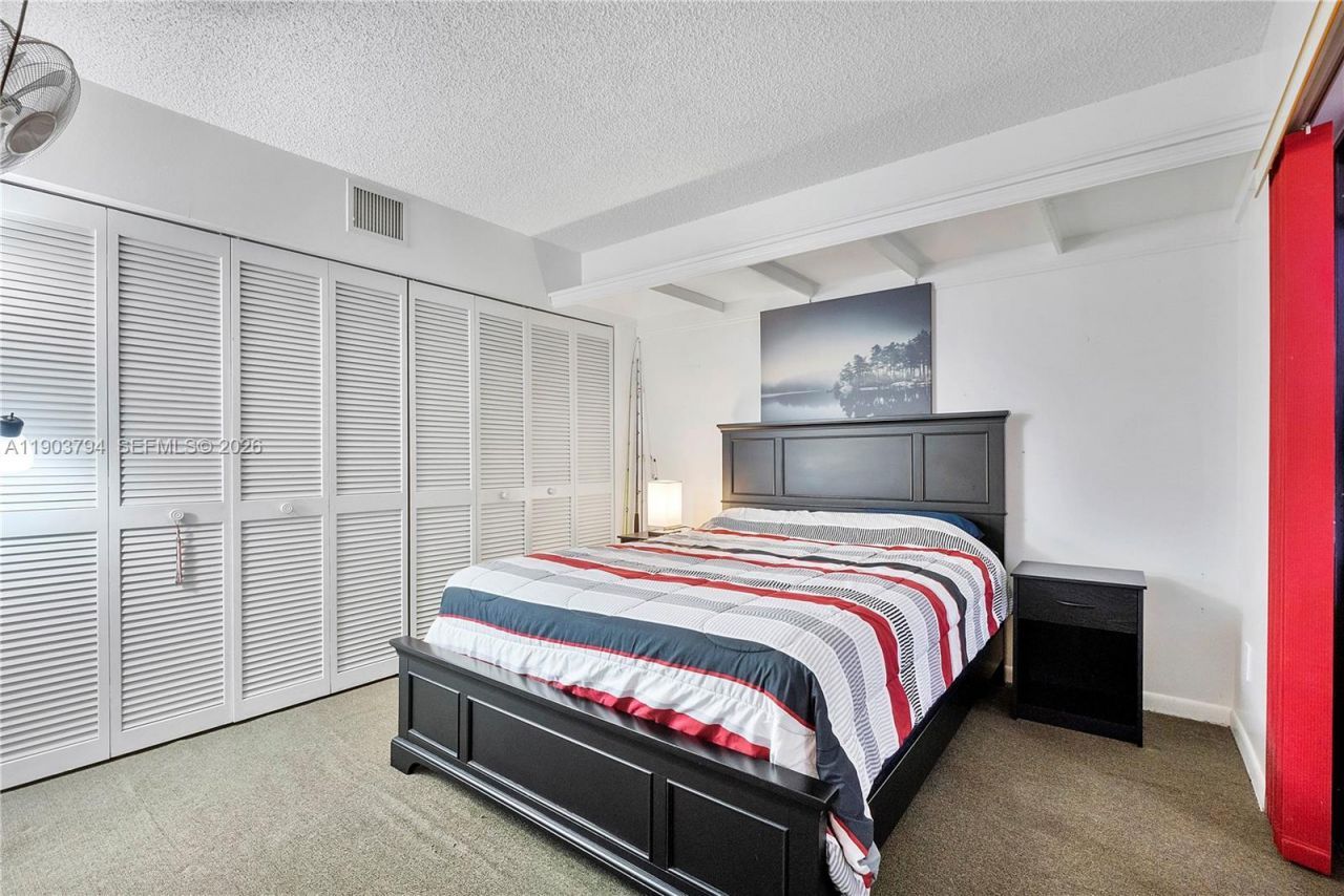 5924 NW 54th Ln, Tamarac, FL 33319 Photo