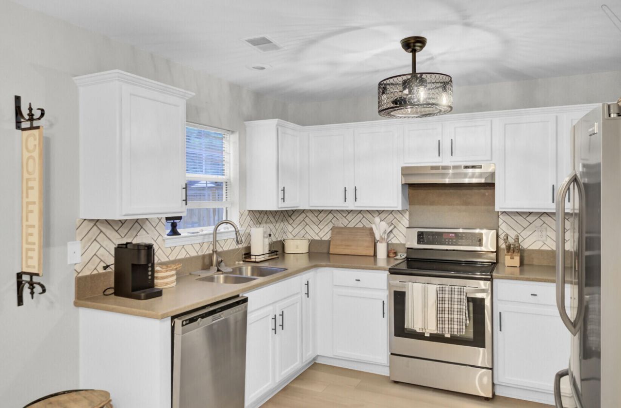 1156 Marsh Harbour Lane Photo 6