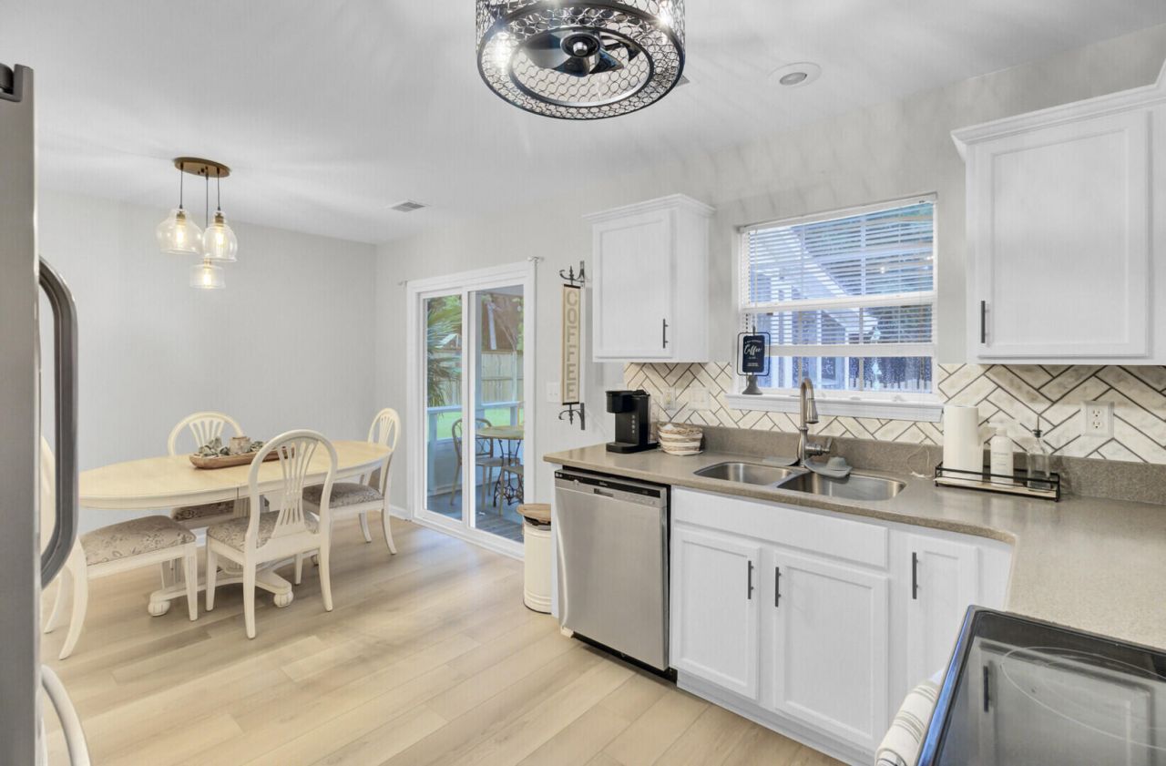 1156 Marsh Harbour Lane Photo 7