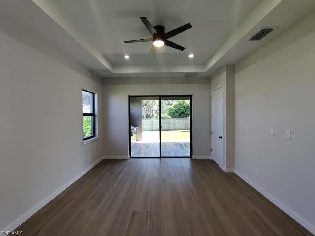 1827 NW 28th Ave, Cape Coral, FL 33993 Photo