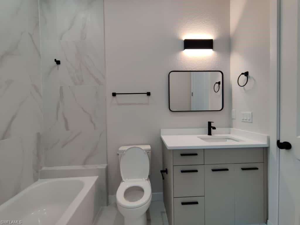 1827 NW 28th Ave, Cape Coral, FL 33993 Photo