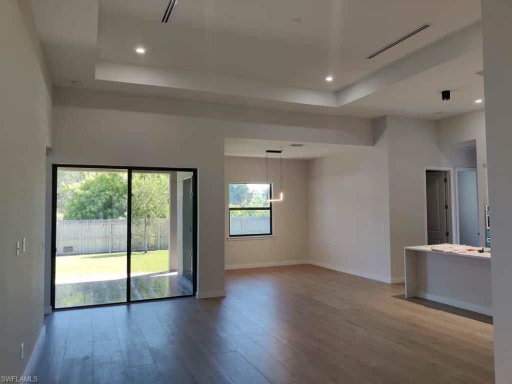 1827 NW 28th Ave, Cape Coral, FL 33993 Photo