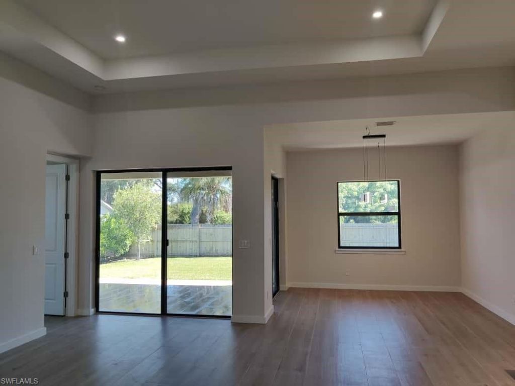 1827 NW 28th Ave, Cape Coral, FL 33993 Photo