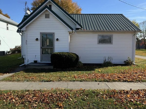 208 N Henry Street, Malinta, OH 43535
