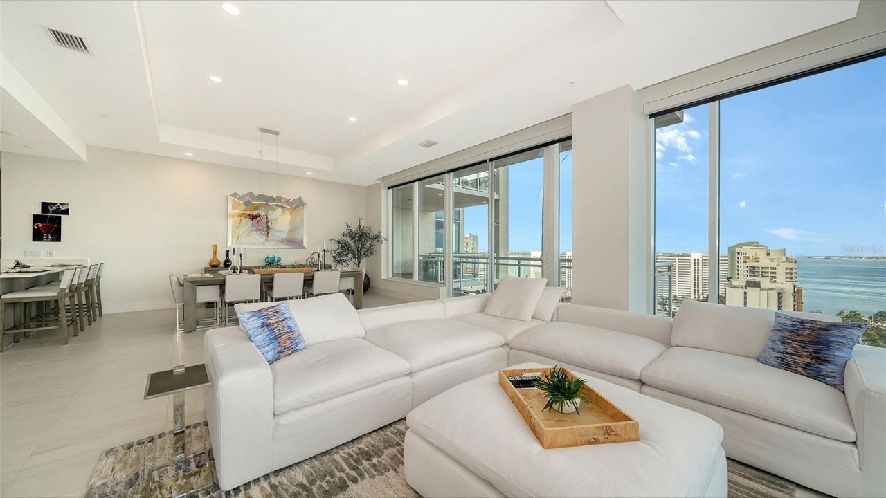 540 N Tamiami Trail, Unit 1702, Sarasota, FL 34236 Photo