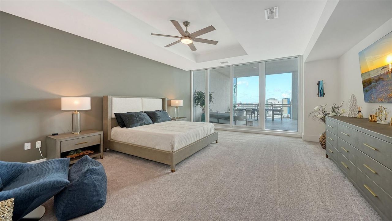 540 N Tamiami Trail, Unit 1702, Sarasota, FL 34236 Photo