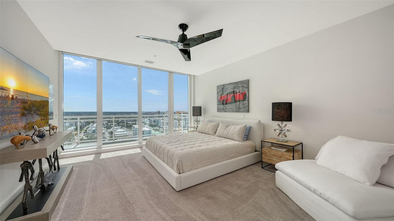 540 N Tamiami Trail, Unit 1702, Sarasota, FL 34236 Photo