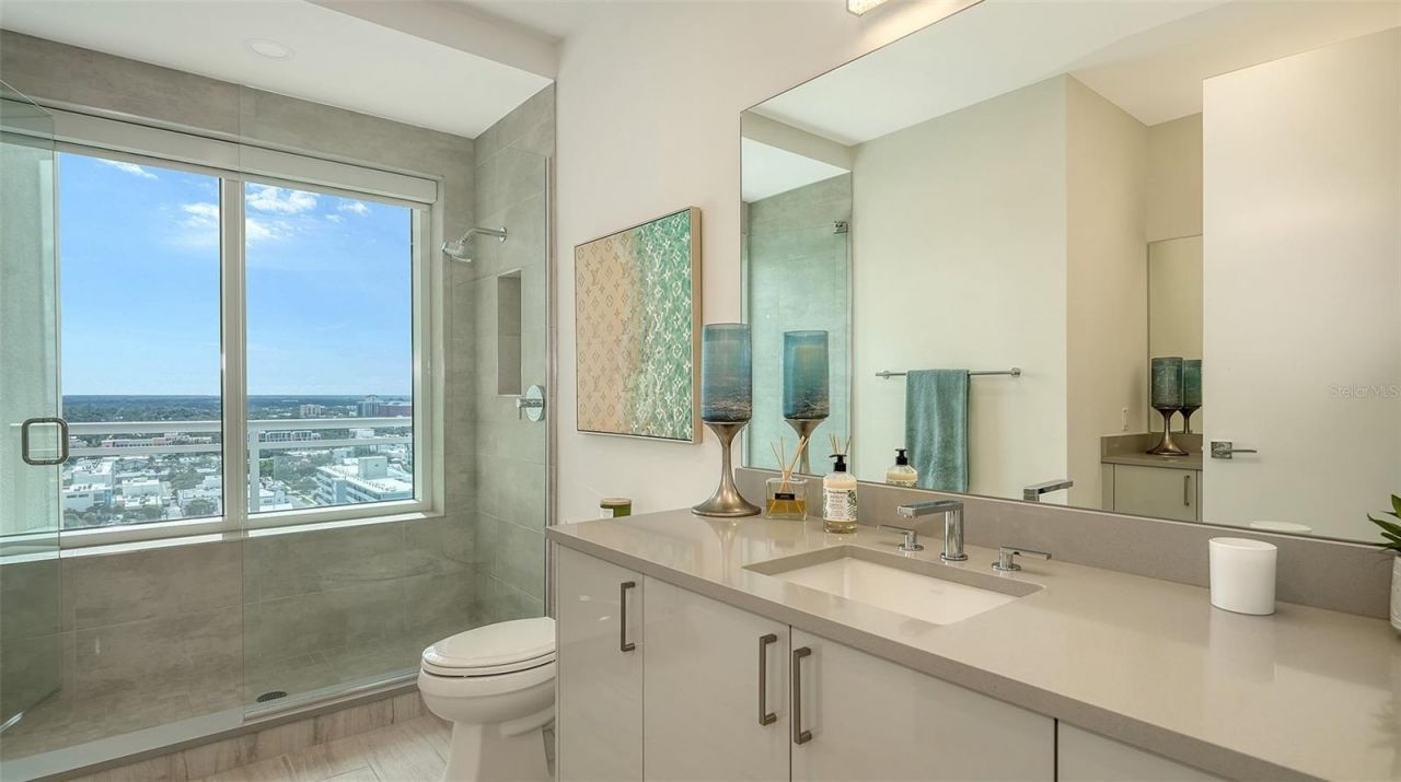 540 N Tamiami Trail, Unit 1702, Sarasota, FL 34236 Photo