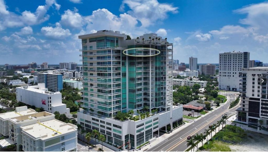 540 N Tamiami Trail, Unit 1702, Sarasota, FL 34236 Photo