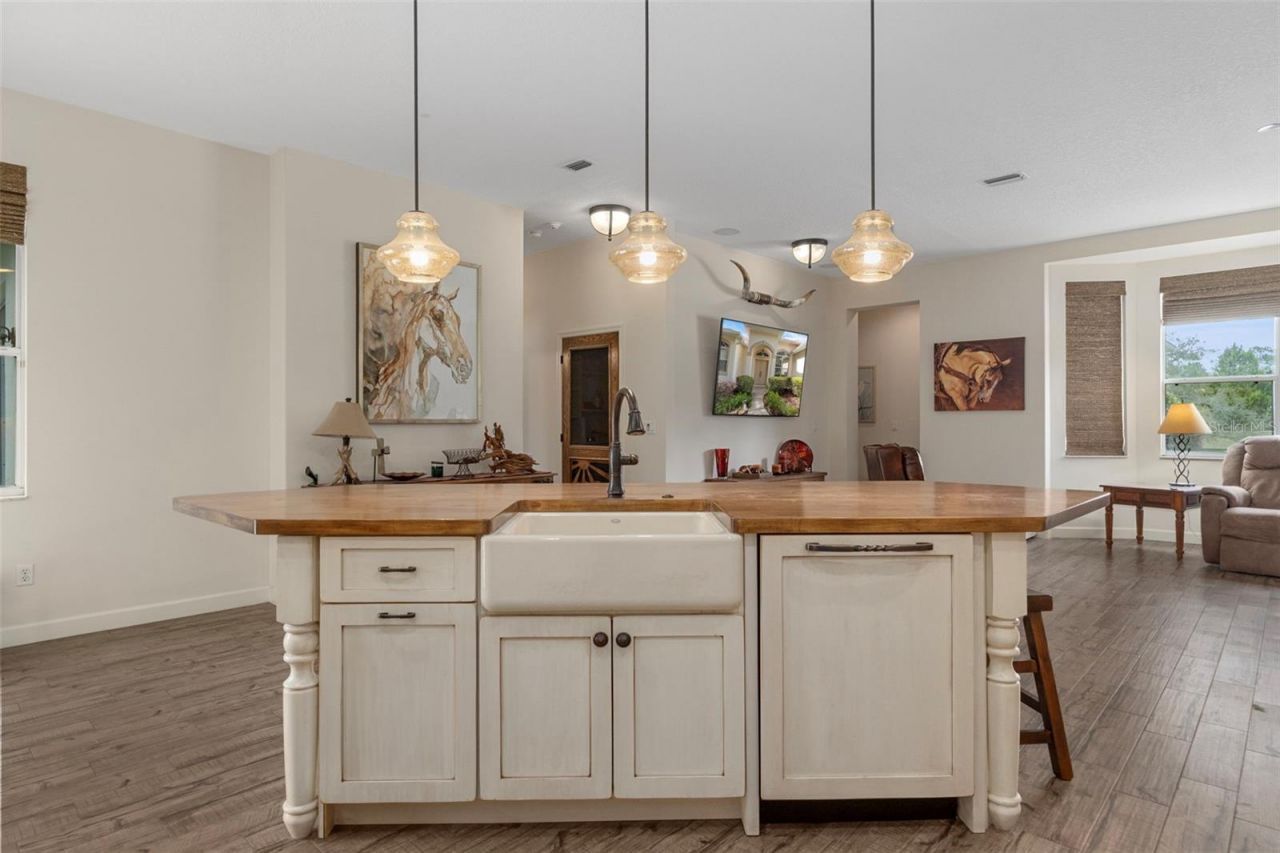 4202 N Pony Drive, Beverly Hills, FL 34465 Photo