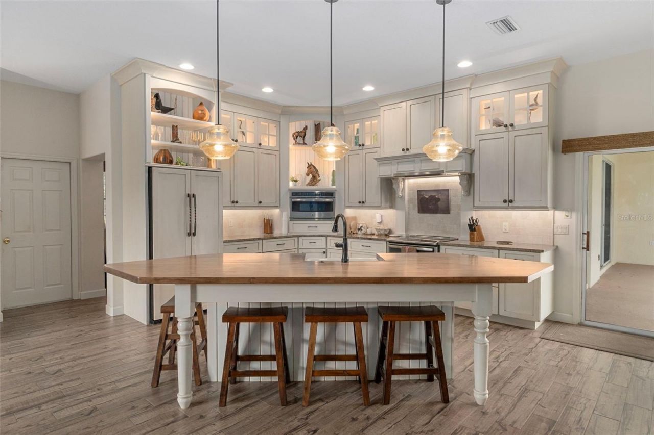 4202 N Pony Drive, Beverly Hills, FL 34465 Photo