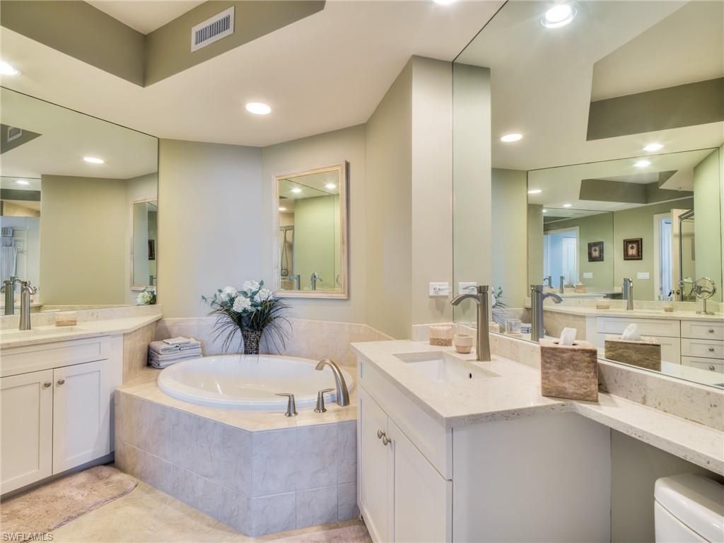 4182 Bay Beach Ln, Unit 761, Fort Myers Beach, FL 33931 Photo