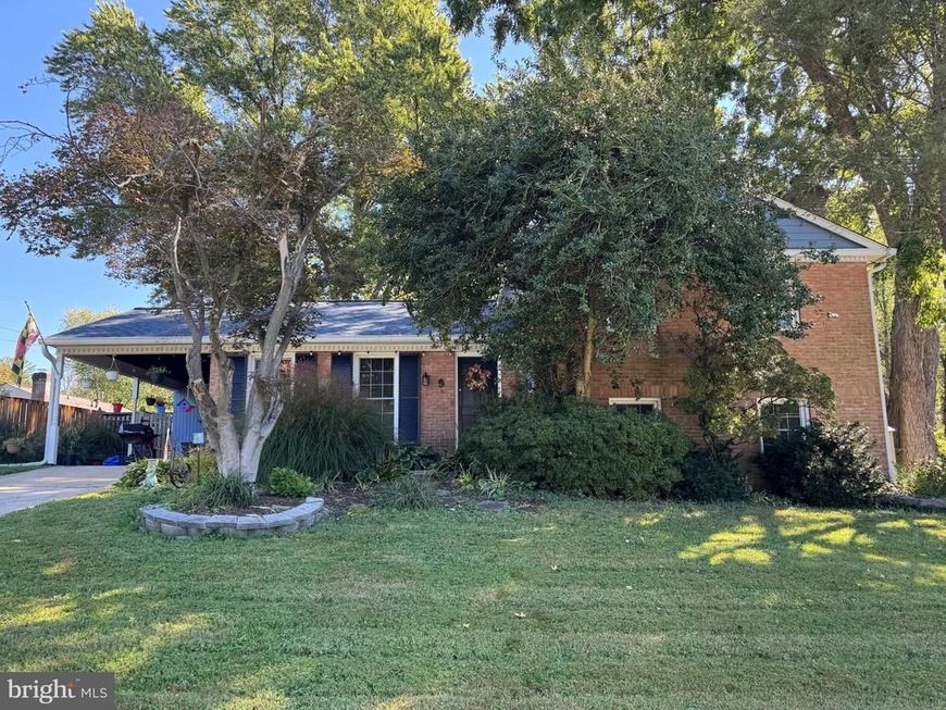 9 Bel Pre Court, Rockville, MD 20853 Main Photo