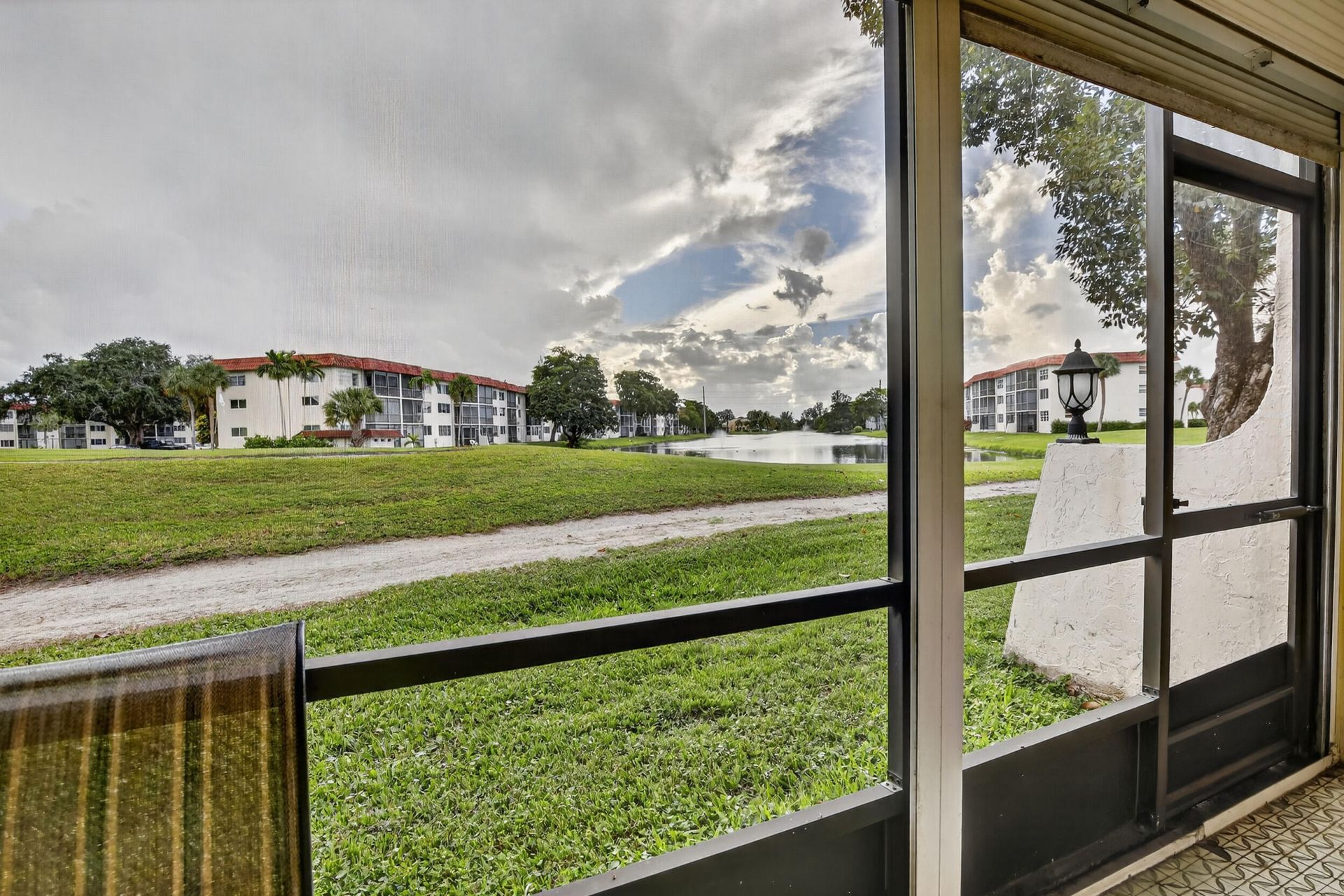 411 S Hollybrook Drive, Unit 104, Pembroke Pines, FL 33025 Photo