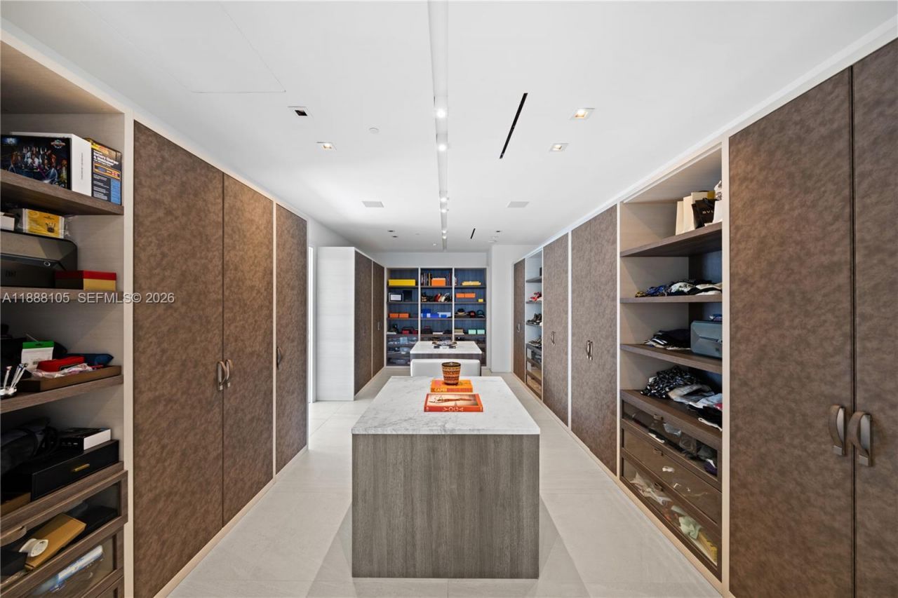 17141 Collins Ave, Unit LPH-1, Sunny Isles Beach, FL 33160 Photo