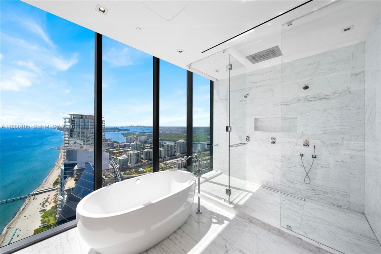 17141 Collins Ave, Unit LPH-1, Sunny Isles Beach, FL 33160 Photo