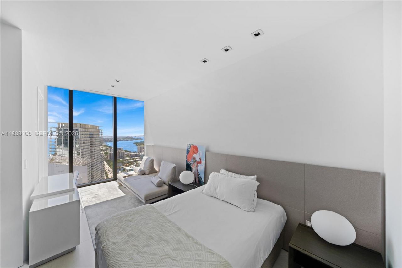 17141 Collins Ave, Unit LPH-1, Sunny Isles Beach, FL 33160 Photo