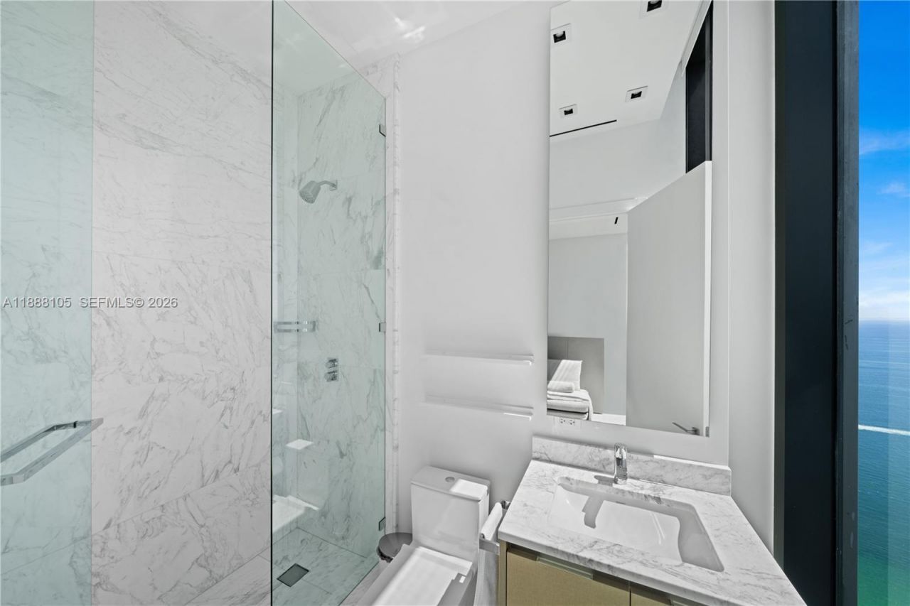 17141 Collins Ave, Unit LPH-1, Sunny Isles Beach, FL 33160 Photo