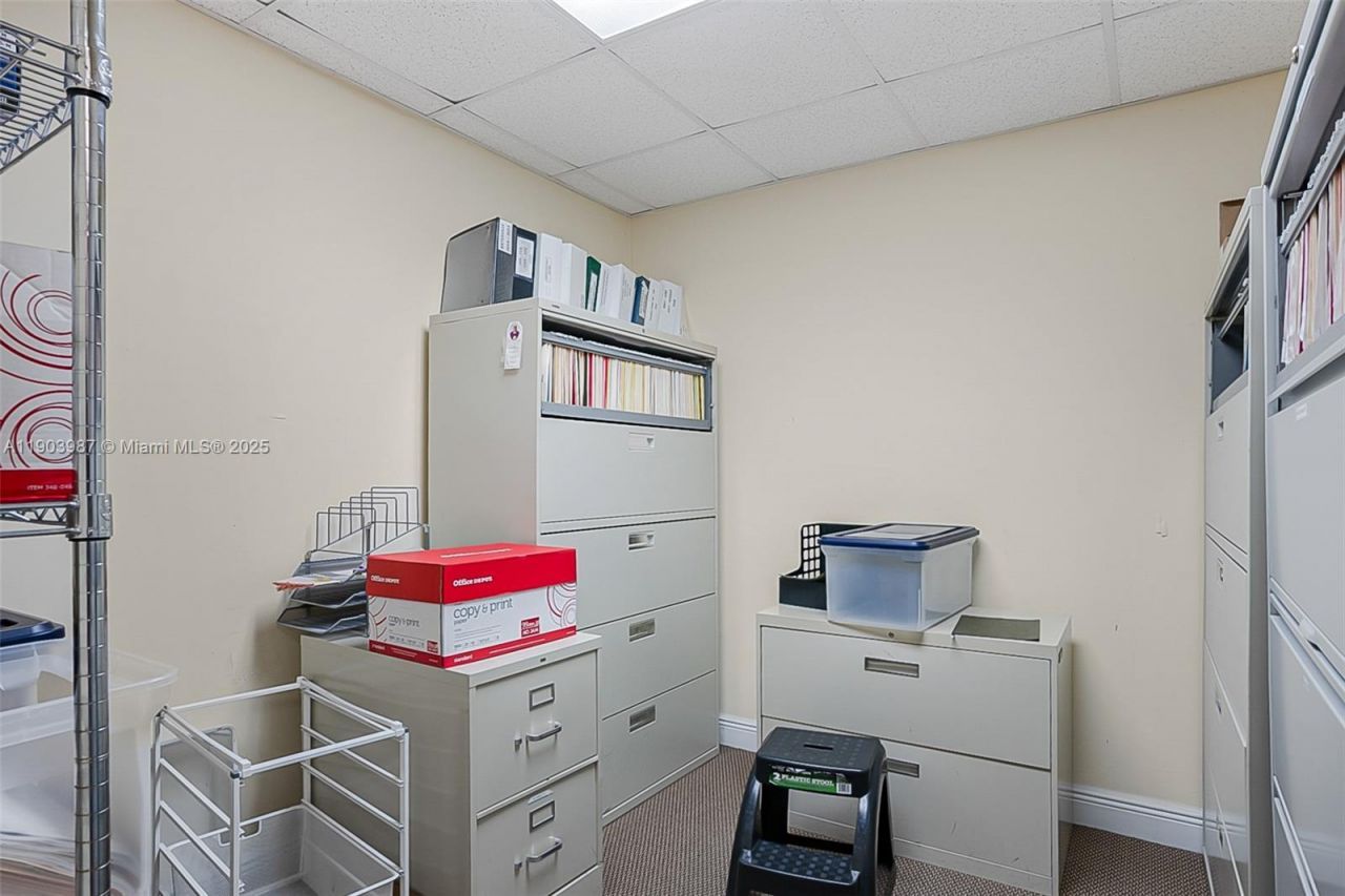 291 NW 37th Ave, Miami, FL 33125 Photo