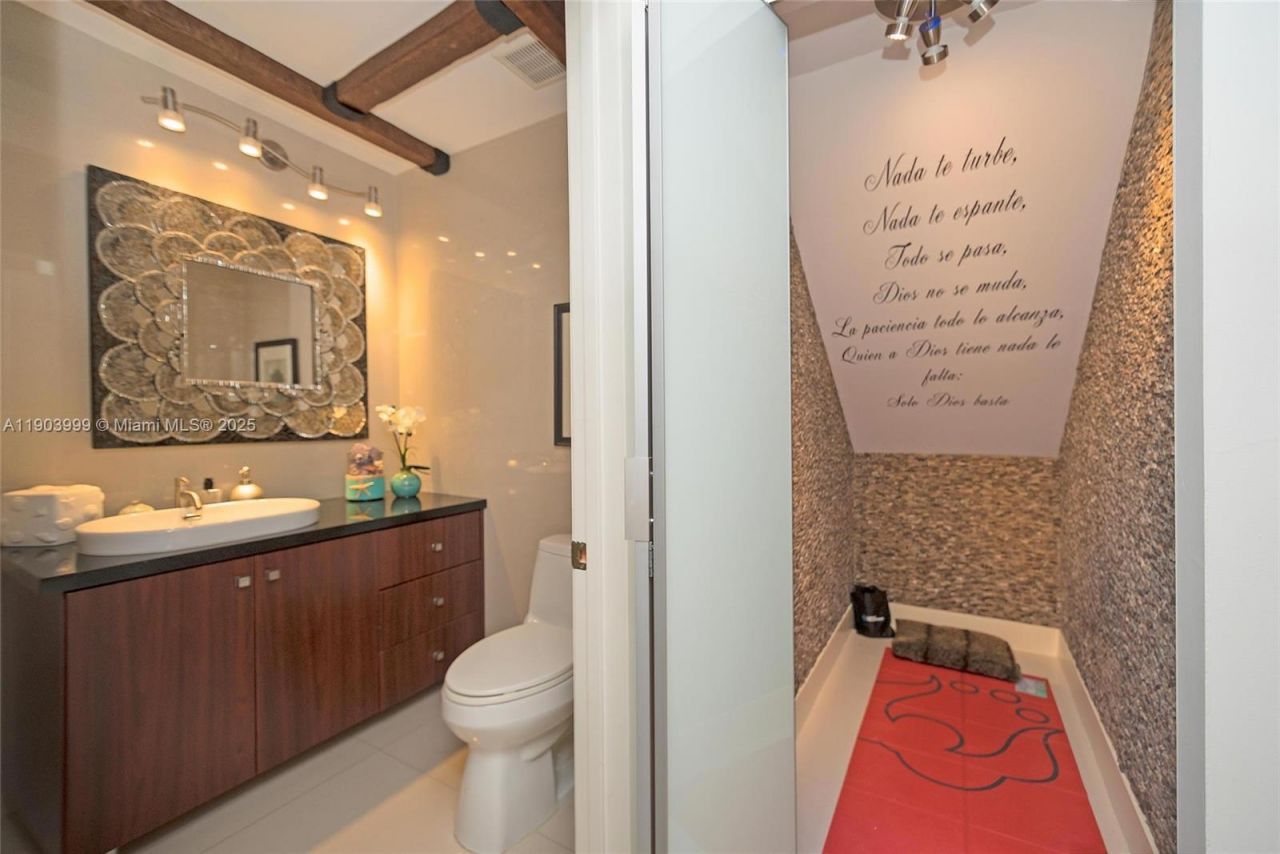 9318 NW 50th Doral Cir, Unit 00, Doral, FL 33178 Photo