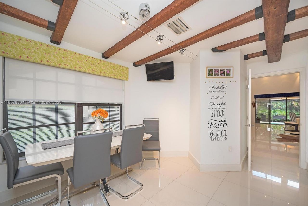 9318 NW 50th Doral Cir, Unit 00, Doral, FL 33178 Photo