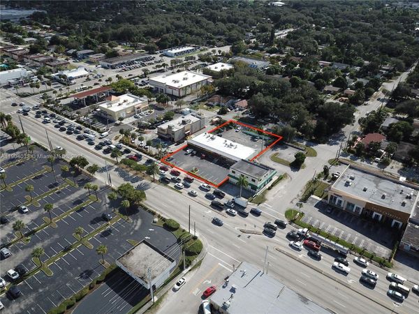 510 NE 167th St, Unit 510, Miami, FL 33162