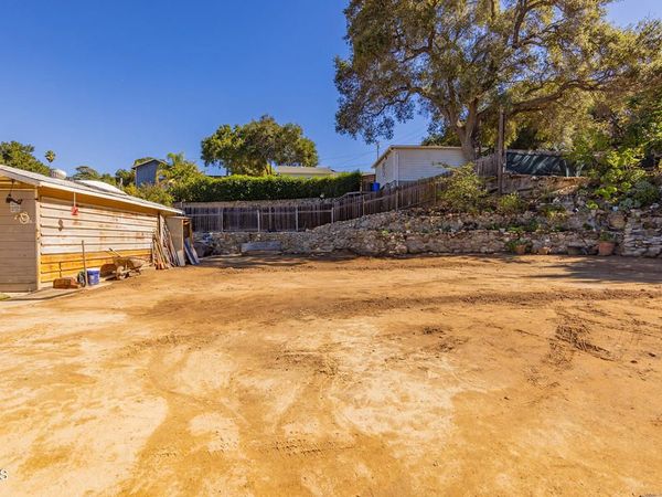 182 Mountain View Street, Oak View, CA 93022