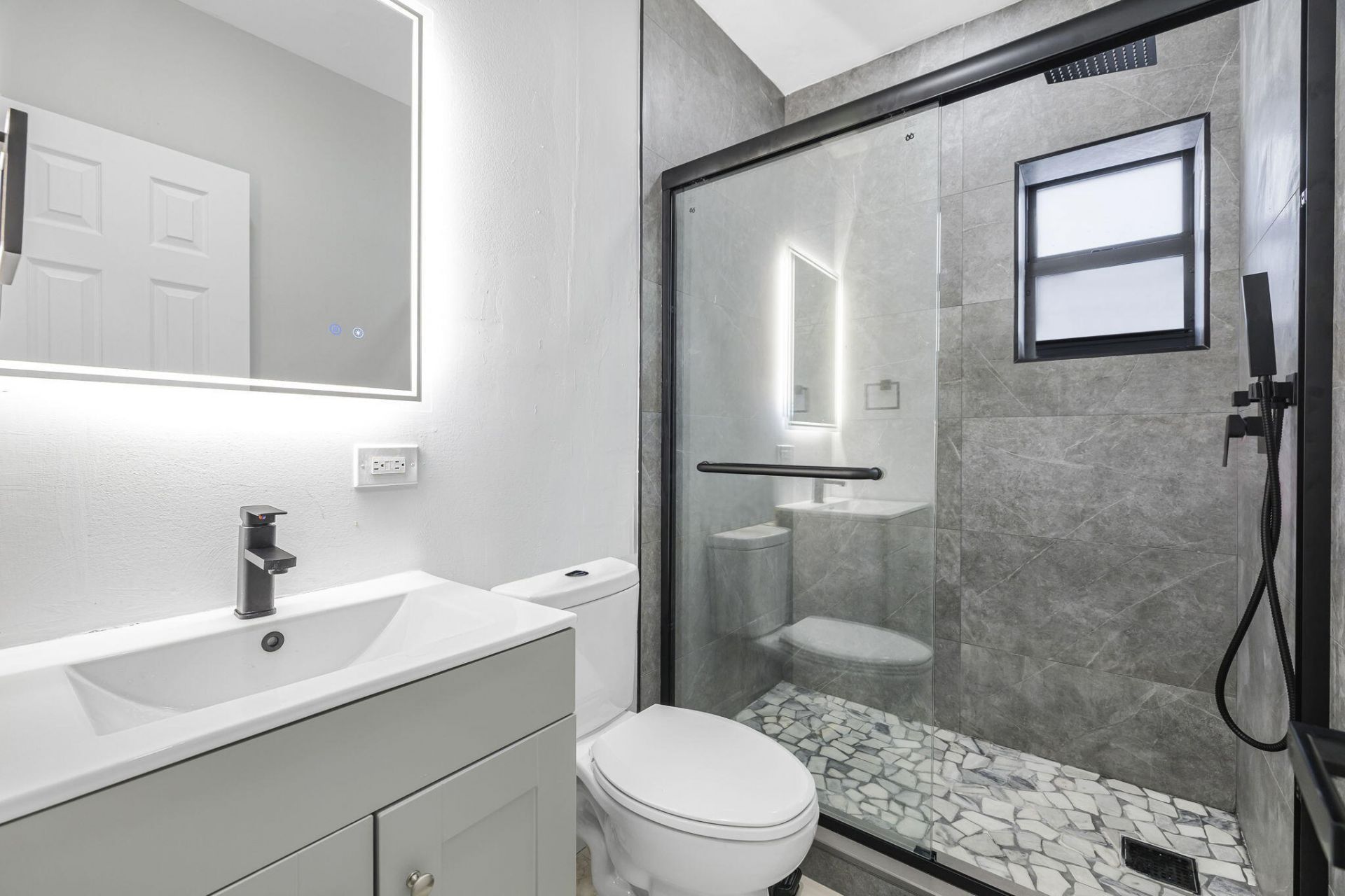 2244 SW 10th Street, Miami, FL 33135 Photo