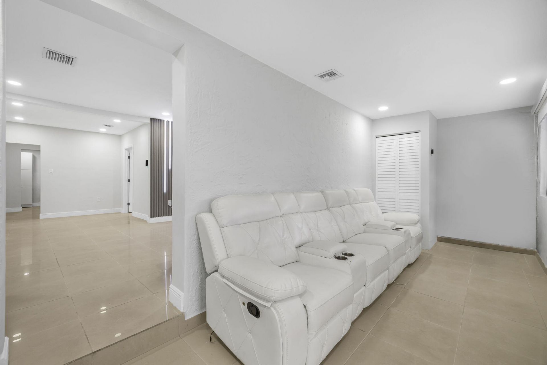 2244 SW 10th Street, Miami, FL 33135 Photo