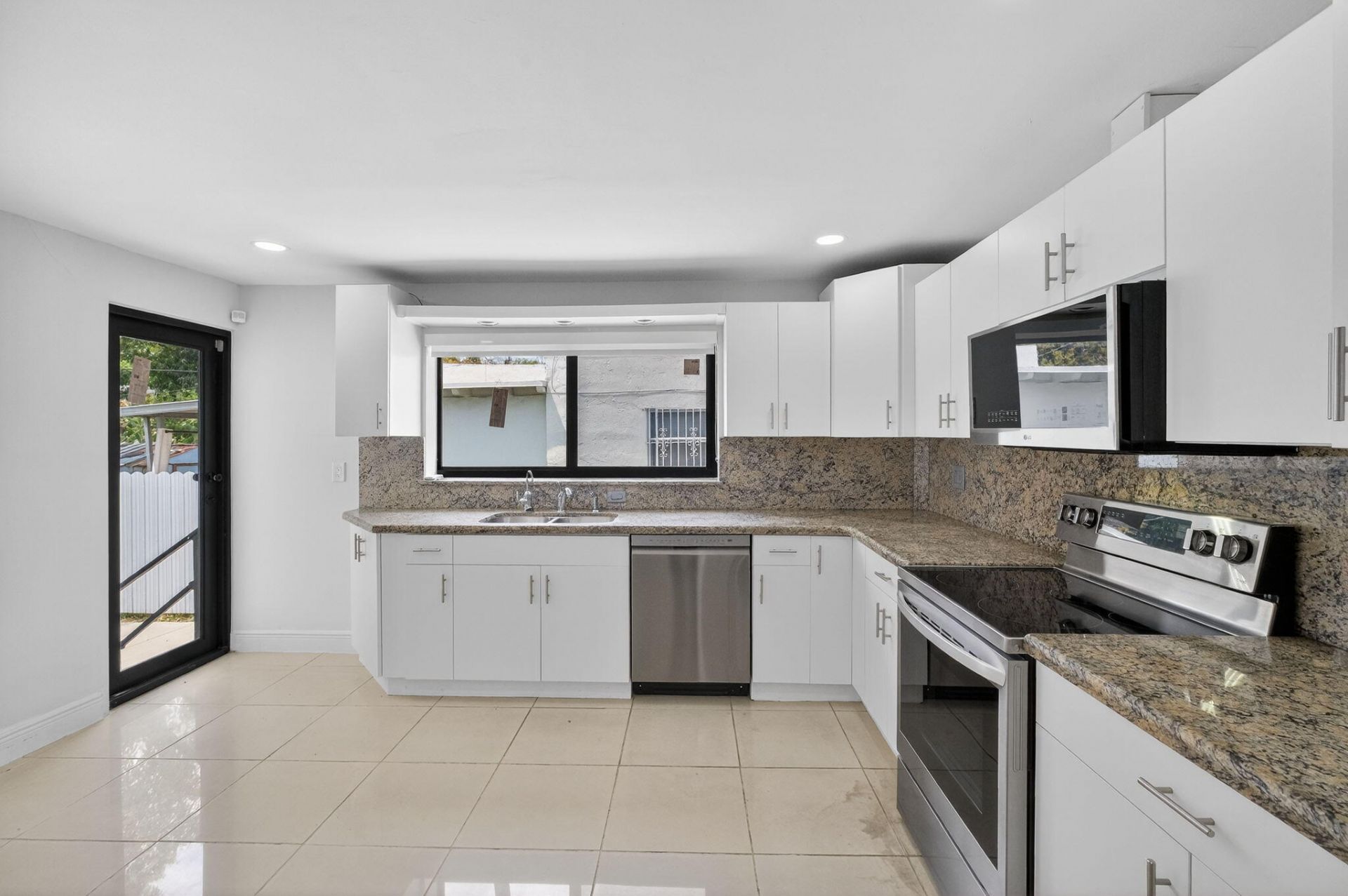 2244 SW 10th Street, Miami, FL 33135 Photo