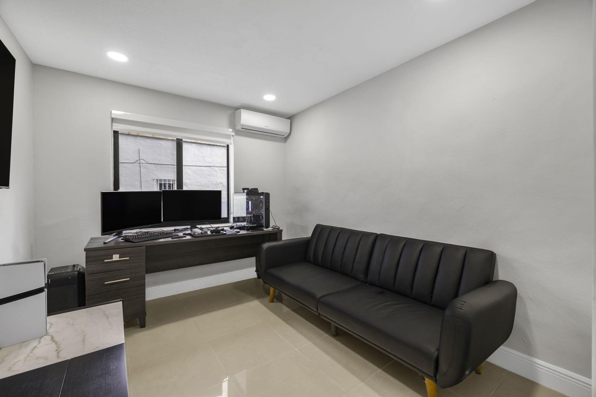 2244 SW 10th Street, Miami, FL 33135 Photo