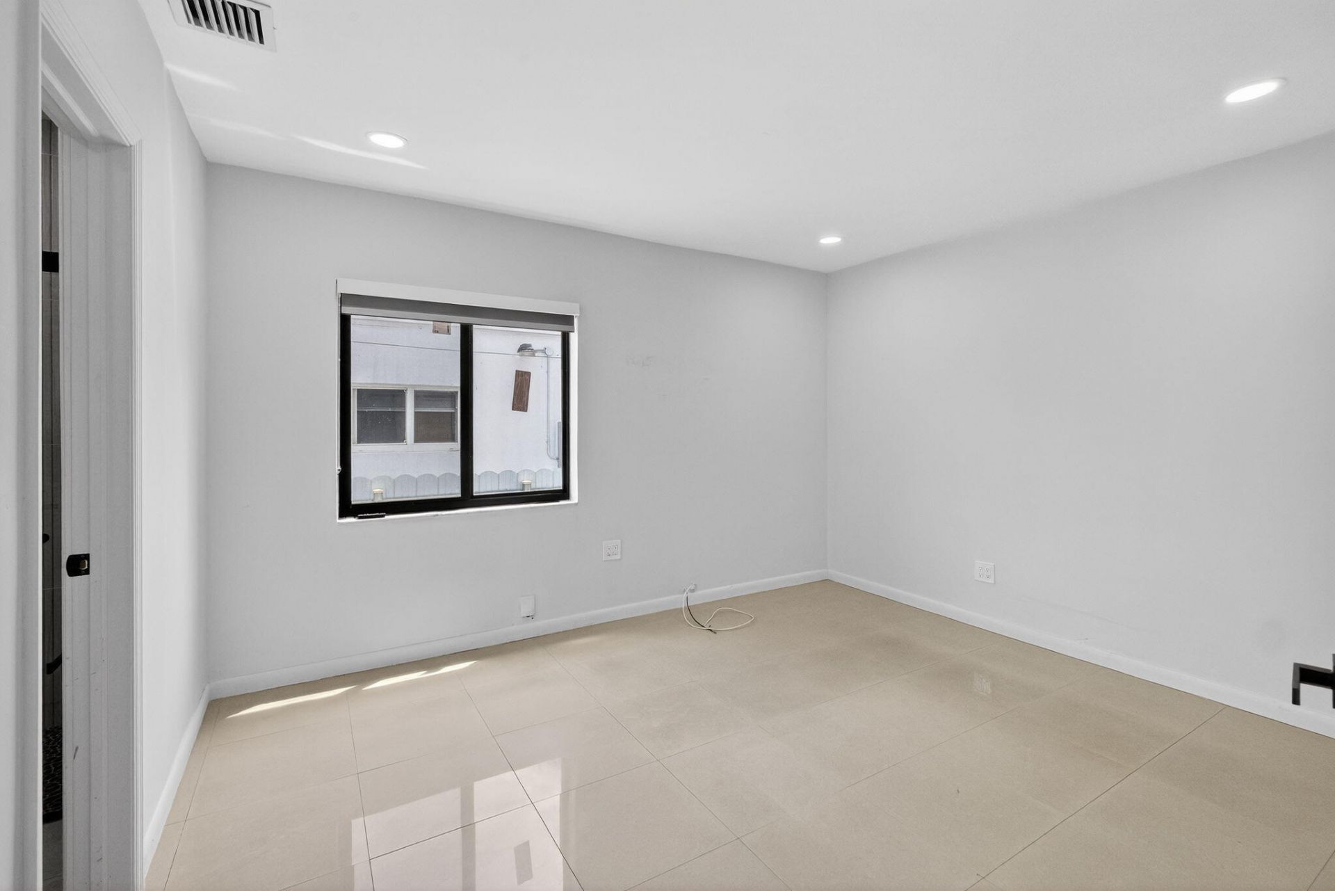 2244 SW 10th Street, Miami, FL 33135 Photo