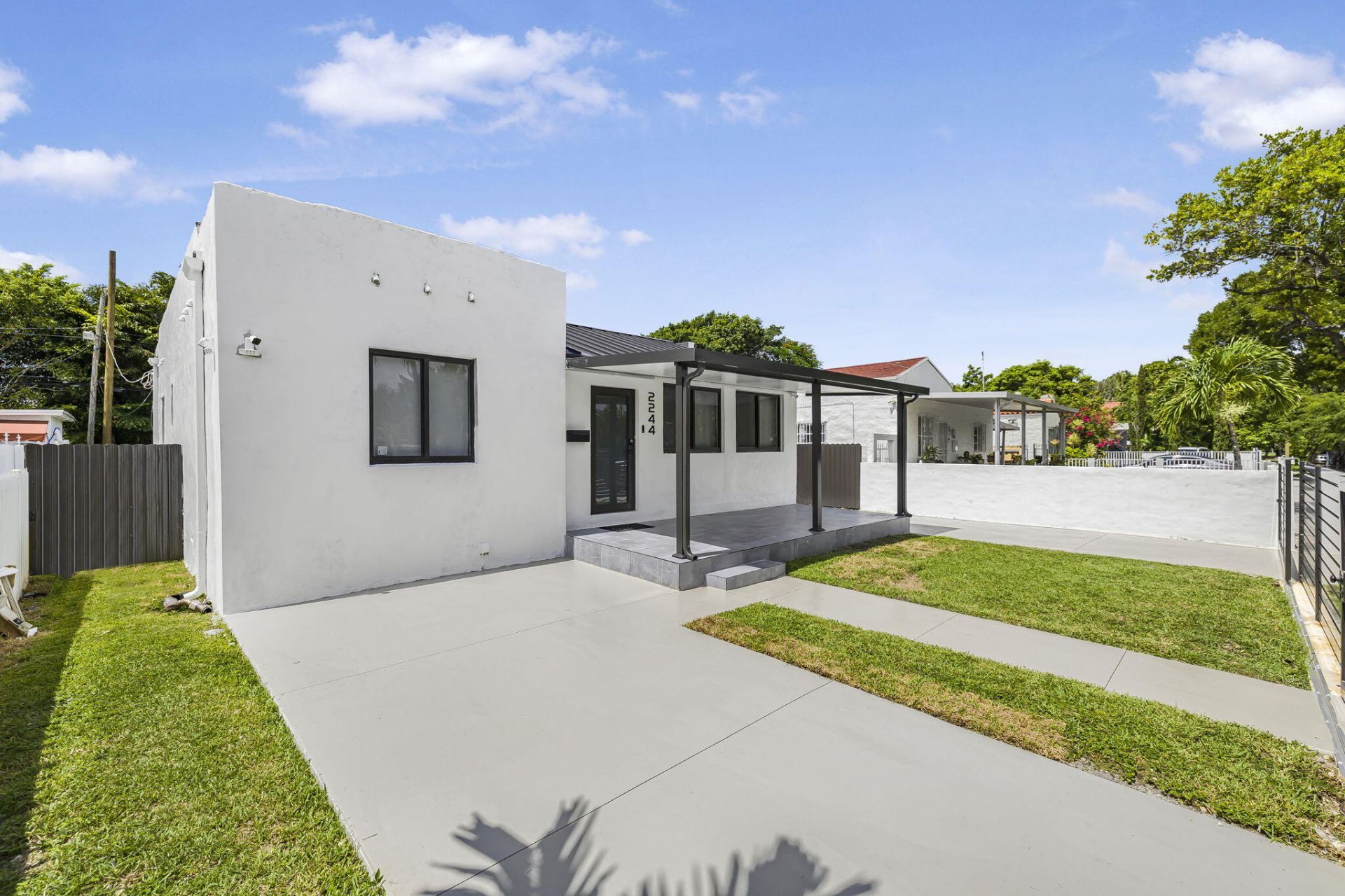 2244 SW 10th Street, Miami, FL 33135 Photo