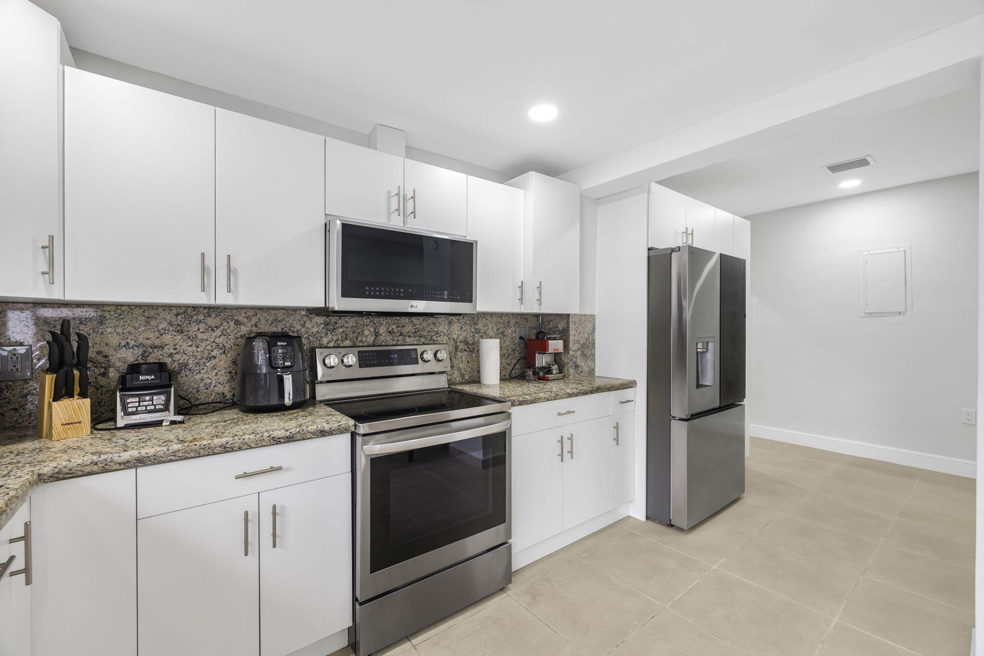 2244 SW 10th Street, Miami, FL 33135 Photo