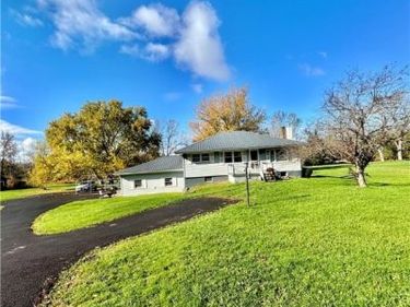 6939 State Route 90 N, Cayuga, NY 13034