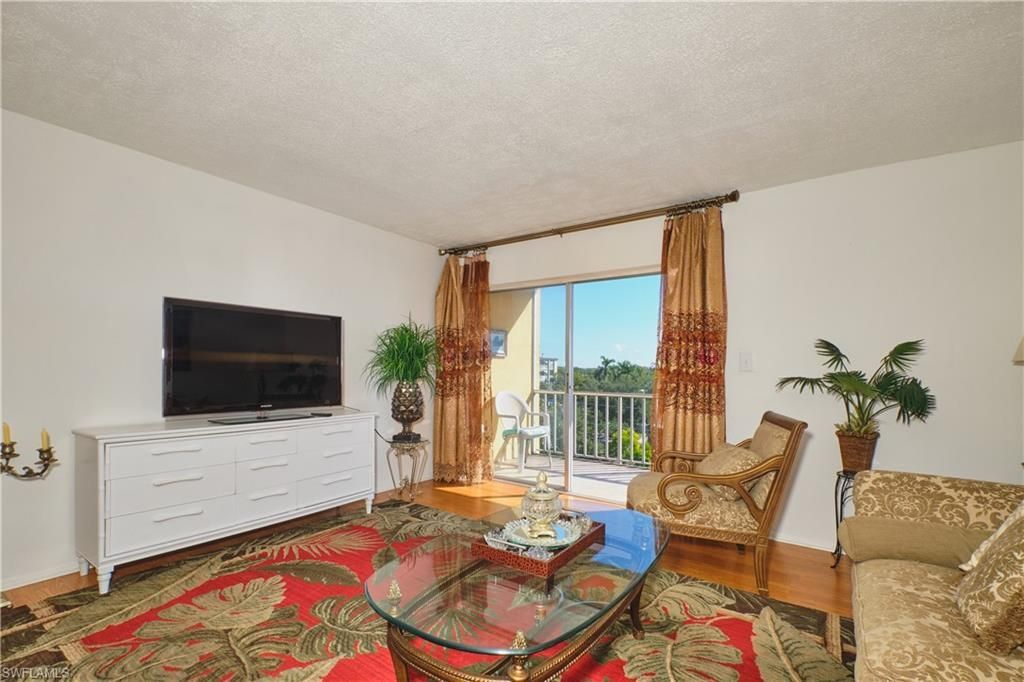 2366 E Mall Dr, Unit 519, Fort Myers, FL 33901 Photo