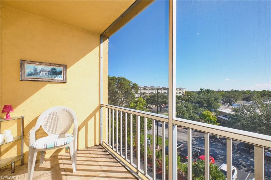 2366 E Mall Dr, Unit 519, Fort Myers, FL 33901 Photo