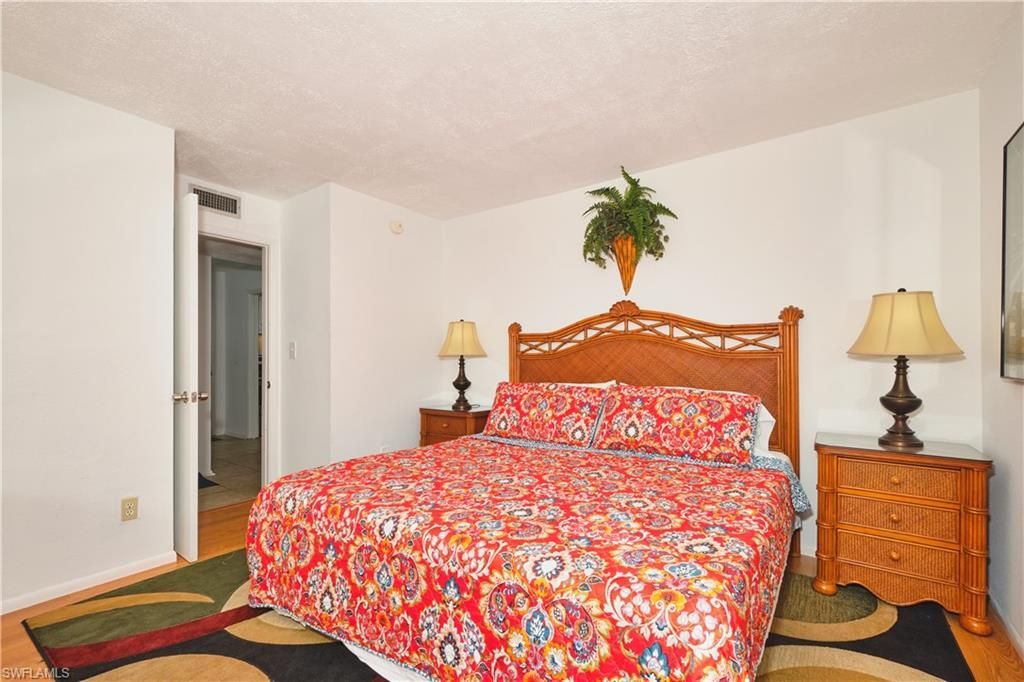 2366 E Mall Dr, Unit 519, Fort Myers, FL 33901 Photo