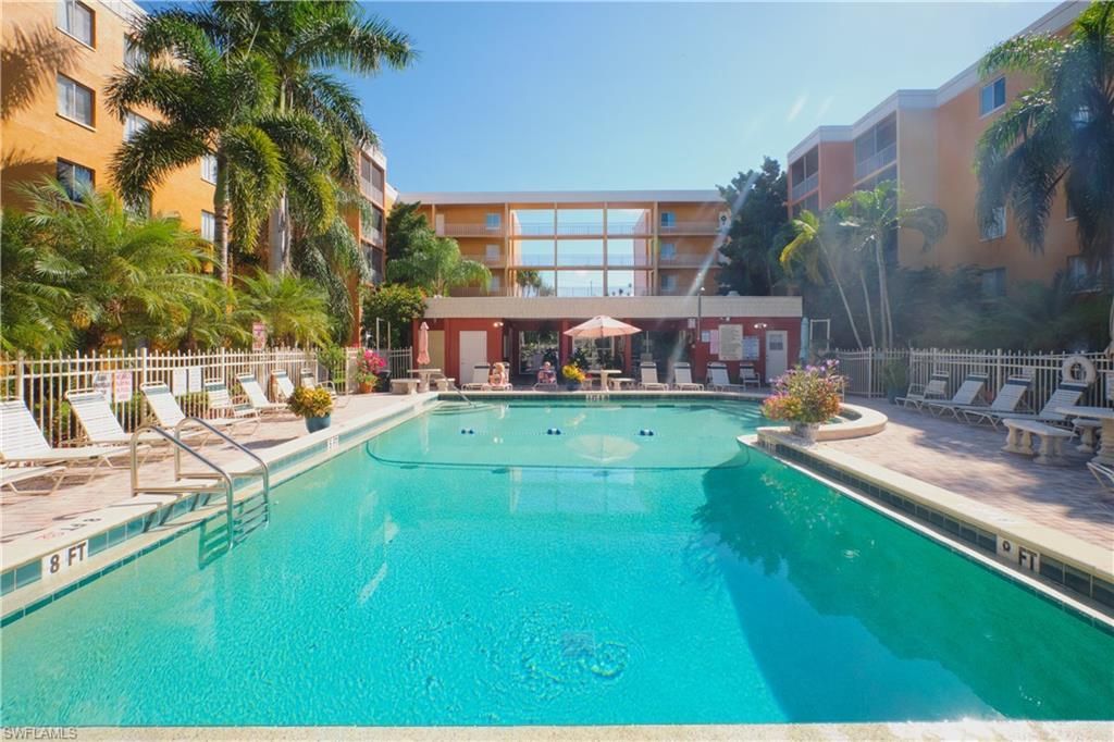 2366 E Mall Dr, Unit 519, Fort Myers, FL 33901 Photo