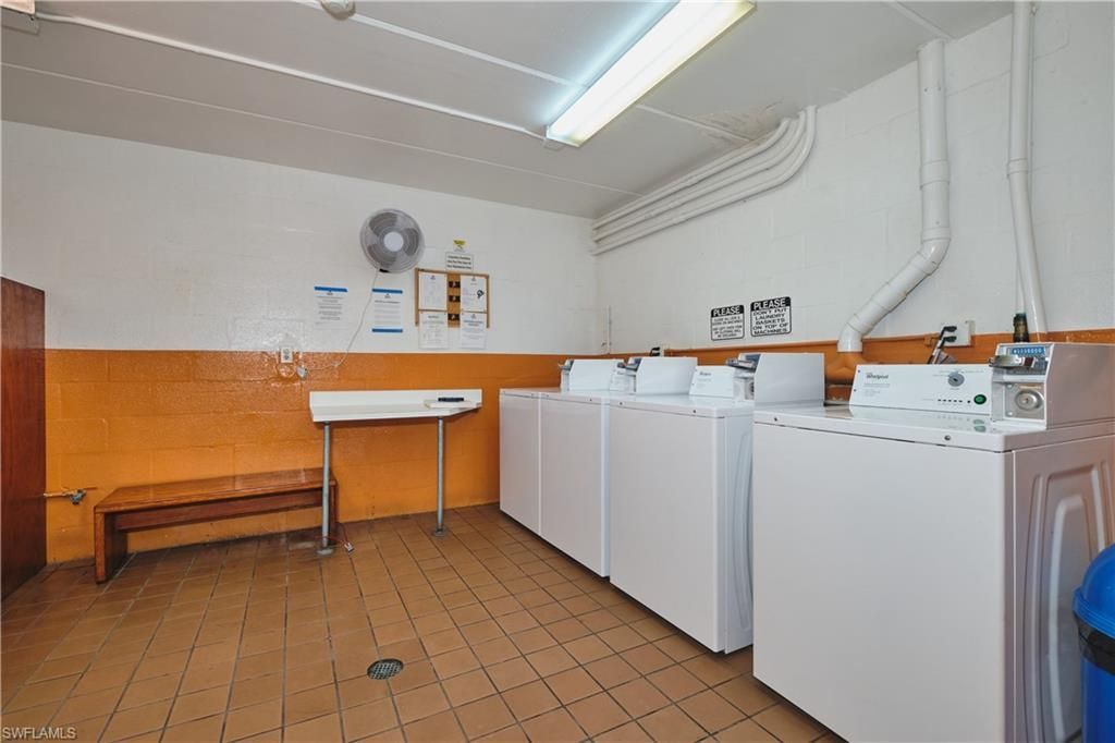 2366 E Mall Dr, Unit 519, Fort Myers, FL 33901 Photo