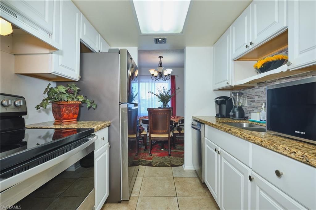 2366 E Mall Dr, Unit 519, Fort Myers, FL 33901 Photo