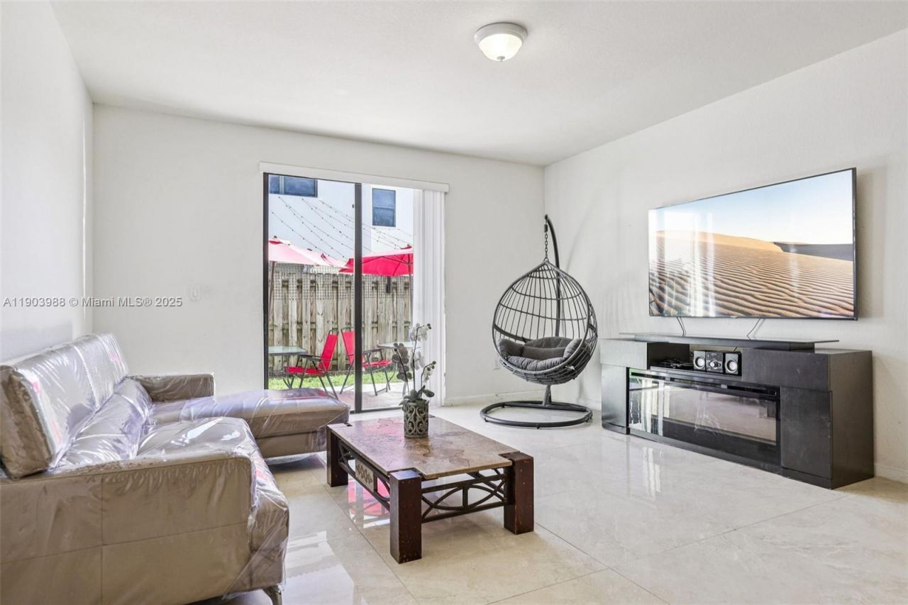 22777 SW 93rd Ct, Cutler Bay, FL 33190 Photo