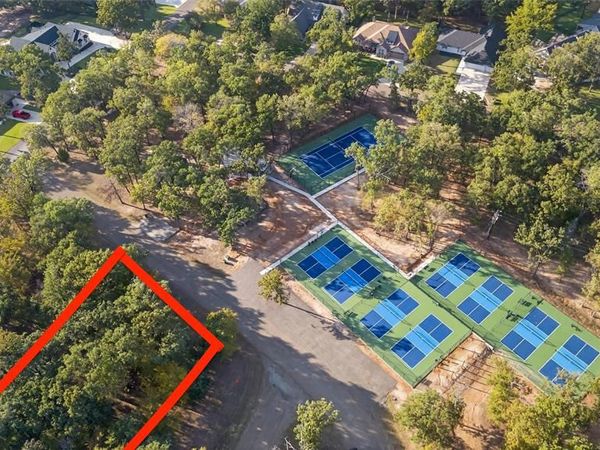 101 Blue Heron Way, Mabank, TX 75156