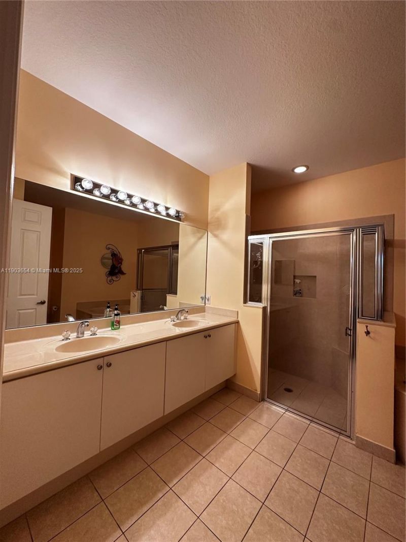 606 Mariner Bay Blvd, Unit 1, Fort Pierce, FL 34949 Photo