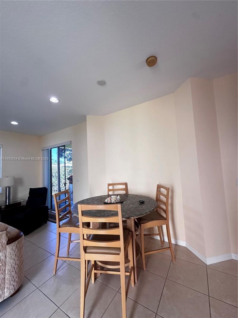 606 Mariner Bay Blvd, Unit 1, Fort Pierce, FL 34949 Photo