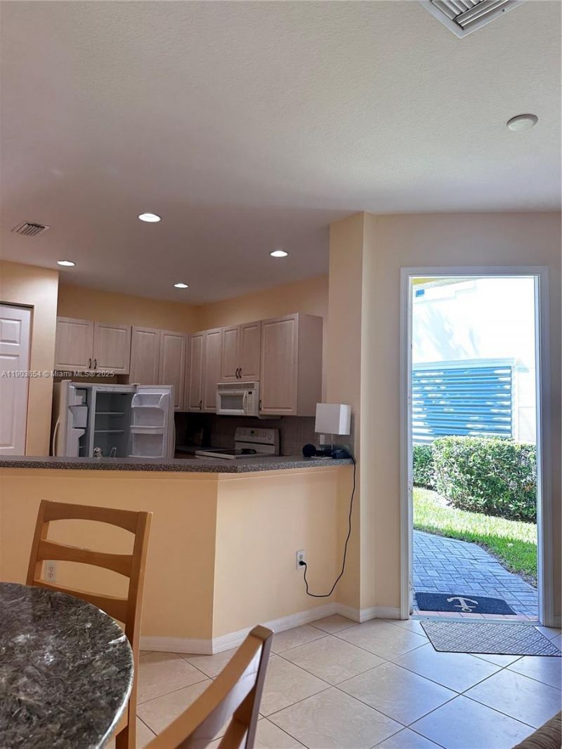 606 Mariner Bay Blvd, Unit 1, Fort Pierce, FL 34949 Photo